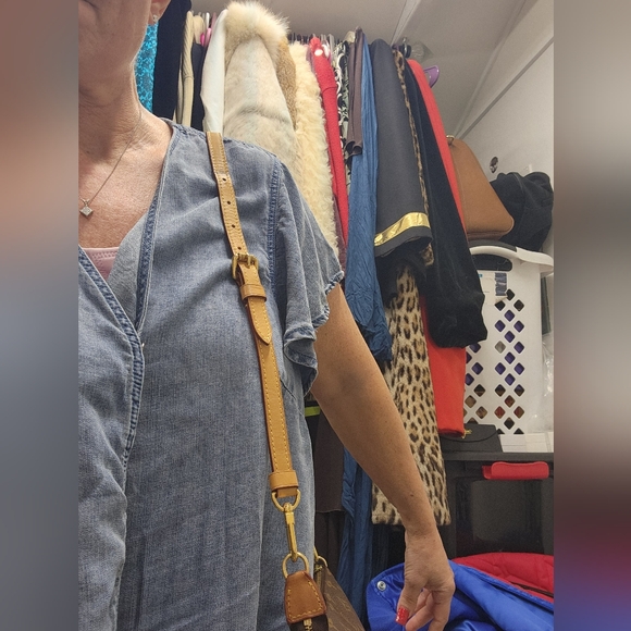 Louis Vuitton Pochette - Picture 14 of 14